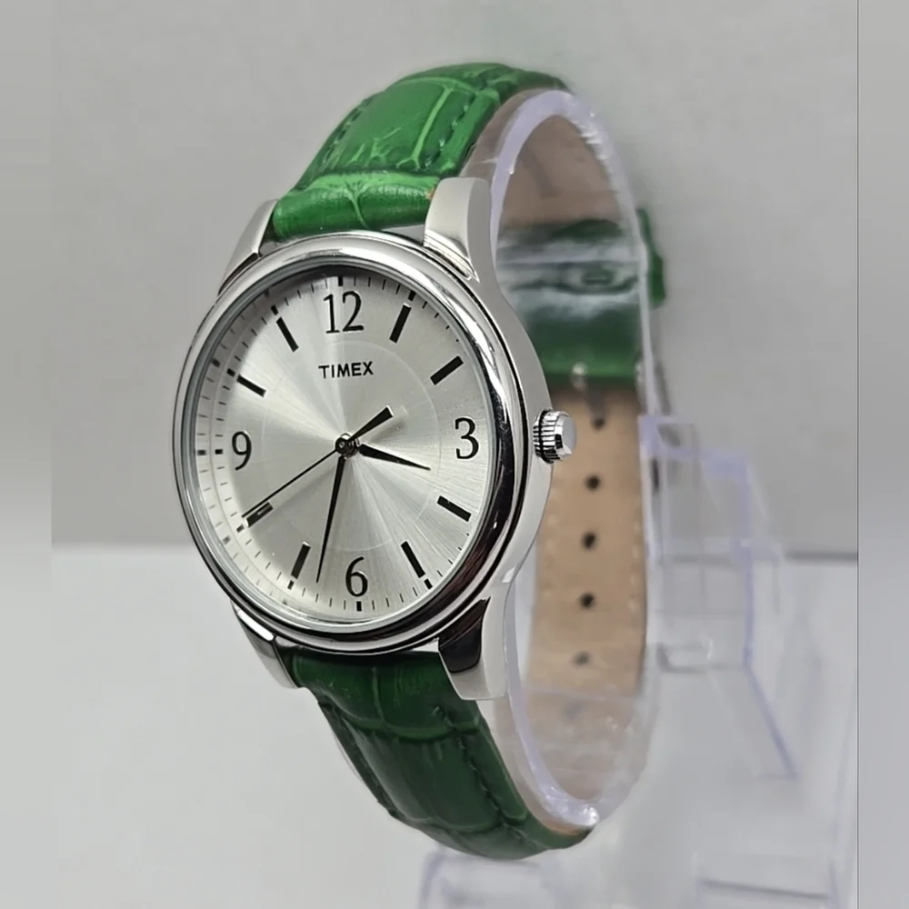 Womens Timex Easy Reader Watch Silver Tone Green Croco Dress Classic New Battery